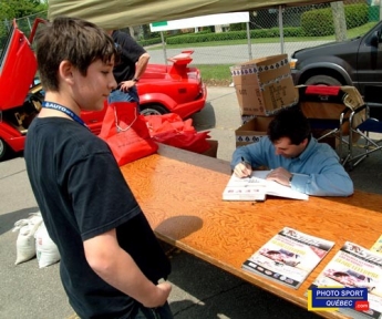 Journée Voitures de Rêve à l'école La Passerelle